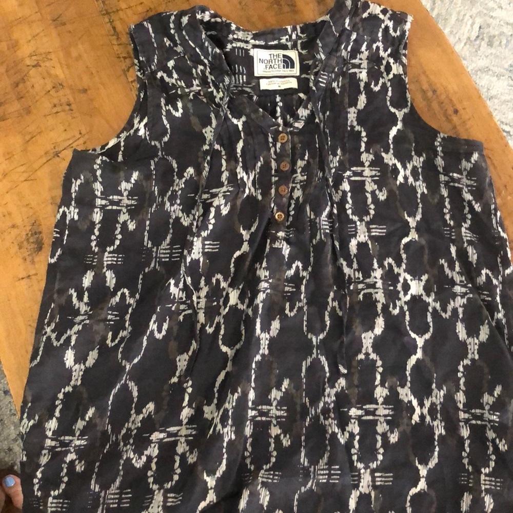 THE NORTH FACE women’s shirt